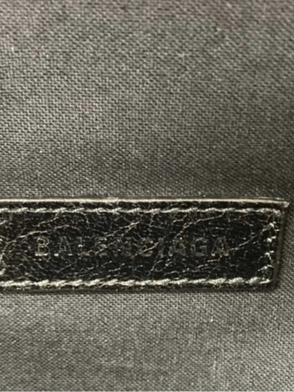 Balenciaga Cream Leather Belt Bag with Silver Hardware - Picture 6 of 7